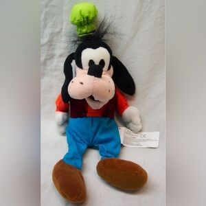 DISNEY - GOOFY 11” Bean Bag Plush